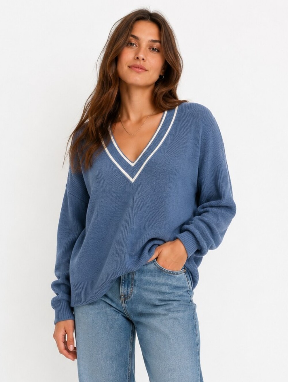 Dynamite Womens Blue V-Neck Sweater